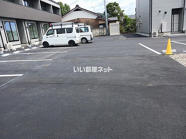 9 / 12