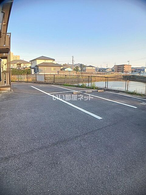 6 / 9