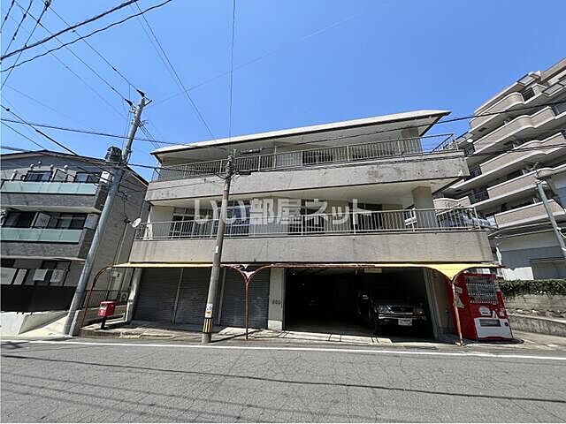 3 / 11