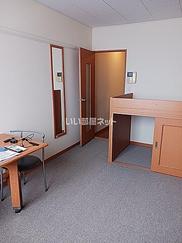 室内