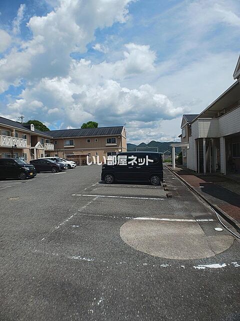 7 / 9