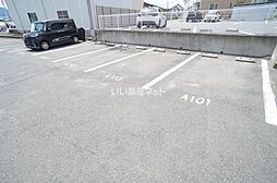 4 / 5