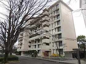 高陽真亀団地1号棟
