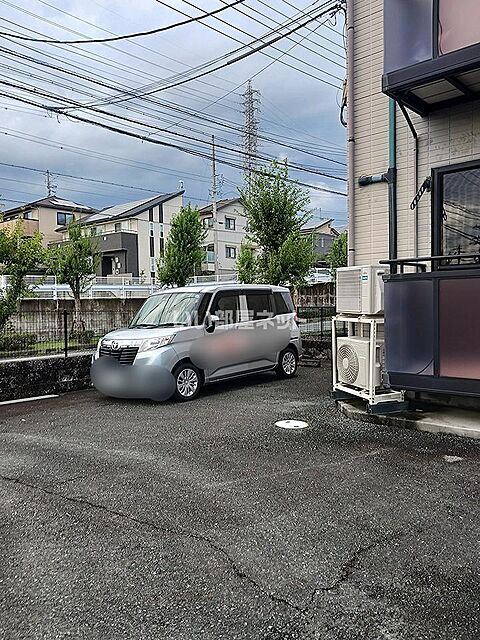 5 / 11