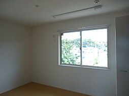 メゾン・エトワール 205 2階1LDKのリビング/ダイニング