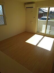 ピーハート 104 1階1LDKのリビング/ダイニング