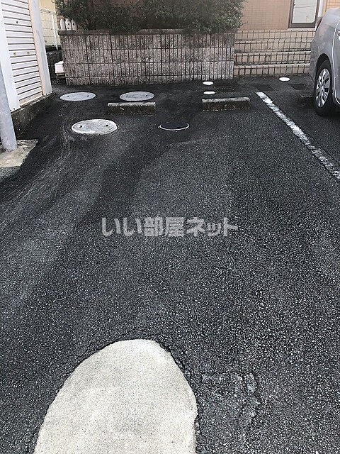 4 / 10
