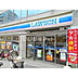 周辺：【コンビニエンスストア】ローソン 仙台青葉上杉三丁目店まで908ｍ