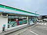 周辺：【コンビニエンスストア】ファミリーマート　四郎丸吹上店まで353ｍ