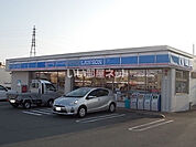 【コンビニエンスストア】ローソン 富士津田店まで527ｍ