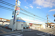 【コンビニエンスストア】ローソン JR三田駅北店まで1102ｍ