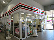 【コンビニエンスストア】セブンイレブン ハートインJR防府駅店まで392ｍ