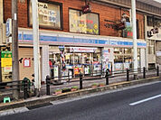 【コンビニエンスストア】ローソン中園店まで366ｍ