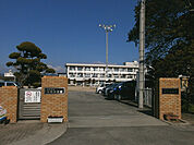 【小学校】西条市立多賀小学校まで573ｍ