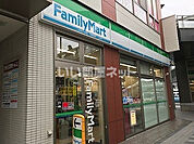 【コンビニエンスストア】ファミリーマート 甲府駅北口店まで160ｍ