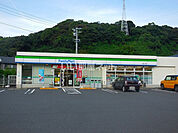 【コンビニエンスストア】ファミリーマート 宇宿七丁目店まで207ｍ