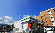 【コンビニエンスストア】ファミリーマート 深江本町一丁目店様まで1012ｍ