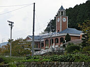 【小学校】北広島町立八重小学校まで2392ｍ