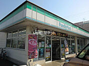 【コンビニエンスストア】ファミリーマート鵜沼三ツ池町店まで178ｍ