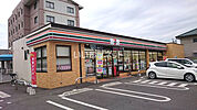 【コンビニエンスストア】セブンイレブン行橋西宮市店まで565ｍ