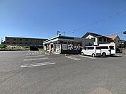 【コンビニエンスストア】ファミリーマート 高松屋島西町北店まで299ｍ