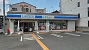 【コンビニエンスストア】ローソン 吉祥院三ノ宮町店まで797ｍ
