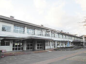 【小学校】花巻小学校まで1426ｍ