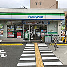 【コンビニエンスストア】ファミリーマート 九条南二丁目店まで569ｍ