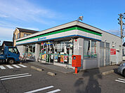 【コンビニエンスストア】ファミリーマート 小松今江町三丁目店まで263ｍ