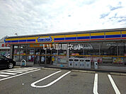 【コンビニエンスストア】ミニストップ 四日市泊小柳店まで832ｍ