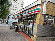 【コンビニエンスストア】セブンイレブン 名古屋菊井2丁目店まで927ｍ