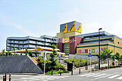 【スーパー】アピタ長津田店まで2336ｍ