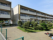 【小学校】白井市立白井第一小学校まで1013ｍ