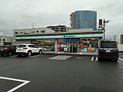 【コンビニエンスストア】ファミリーマート 長野若里店まで420ｍ