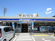 【コンビニエンスストア】ローソン 名東藤里町まで384ｍ
