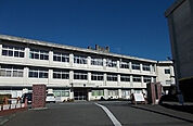 【中学校】富士宮市立富士根南中学校まで2226ｍ
