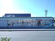 【コンビニエンスストア】ファミリーマート 四日市楠町東店まで1077ｍ