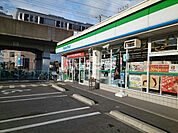 【コンビニエンスストア】ファミリーマート 星田駅東店まで514ｍ