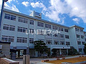 【小学校】荒川小学校まで817ｍ