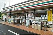 【コンビニエンスストア】セブン-イレブン 草加新栄町店まで1590ｍ