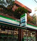 【コンビニエンスストア】ファミリーマート博多古門戸町店まで900ｍ