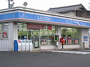 【コンビニエンスストア】ローソン 斐川荘原店まで372ｍ