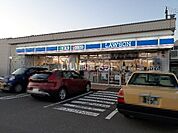 【コンビニエンスストア】ローソン苫小牧泉町店まで183ｍ