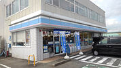 【コンビニエンスストア】ローソン 鈴鹿南玉垣店まで457ｍ