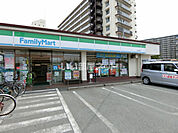 【コンビニエンスストア】ファミリーマート 土山駅前店まで620ｍ
