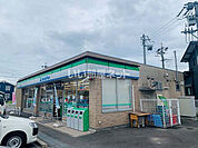 【コンビニエンスストア】ファミリーマート 半田やなべ高山店まで142ｍ