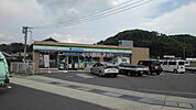 【コンビニエンスストア】ファミリーマート 伊賀上野インター店まで1089ｍ