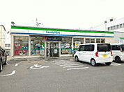 【コンビニエンスストア】ファミリーマート 伏見横大路店まで269ｍ