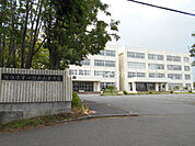 【高校】北海道苫小牧南高等学校まで385ｍ