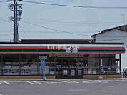【コンビニエンスストア】セブンイレブン津市一身田中野店まで1118ｍ